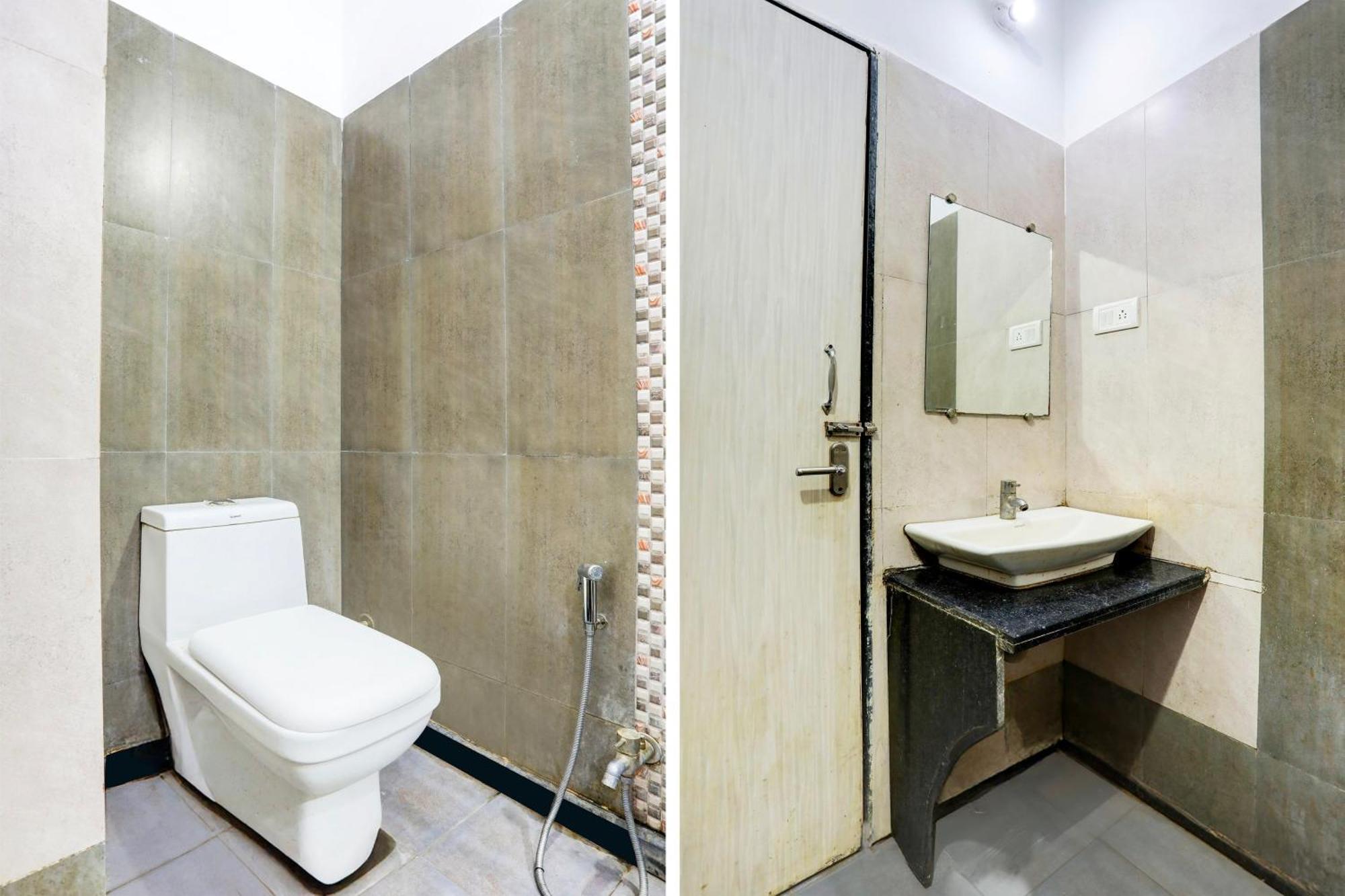 Super Townhouse Hoshangabad Road Near Aashima Mall Samarda Kaliasot Экстерьер фото