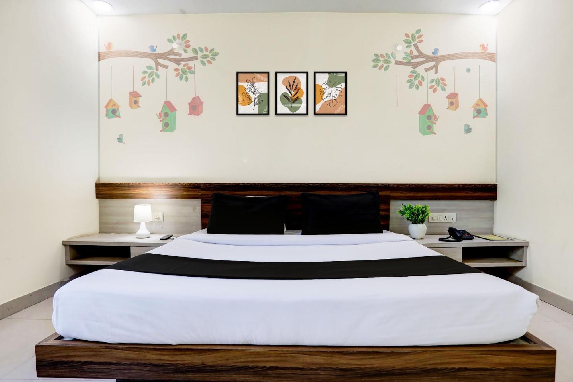 Super Townhouse Hoshangabad Road Near Aashima Mall Samarda Kaliasot Экстерьер фото